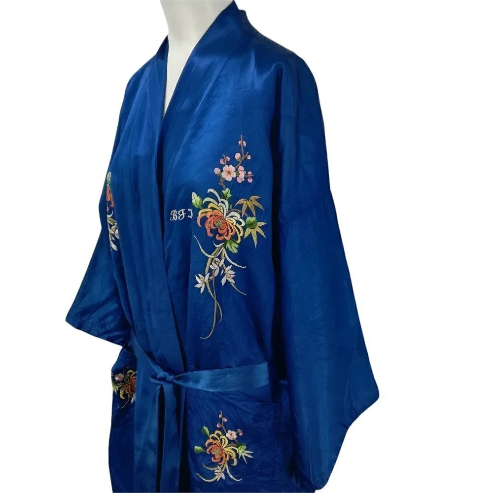 Vintage Silky Kimono Robe Size XL Embroidered Flowers BJD Smoking Jacket Asian - Picture 9 of 12